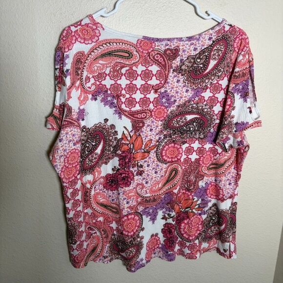 Fresh Blouse Women's Large V-Neck Paisley Short Sleeve Colorful Top Shirt - Picture 4 of 7